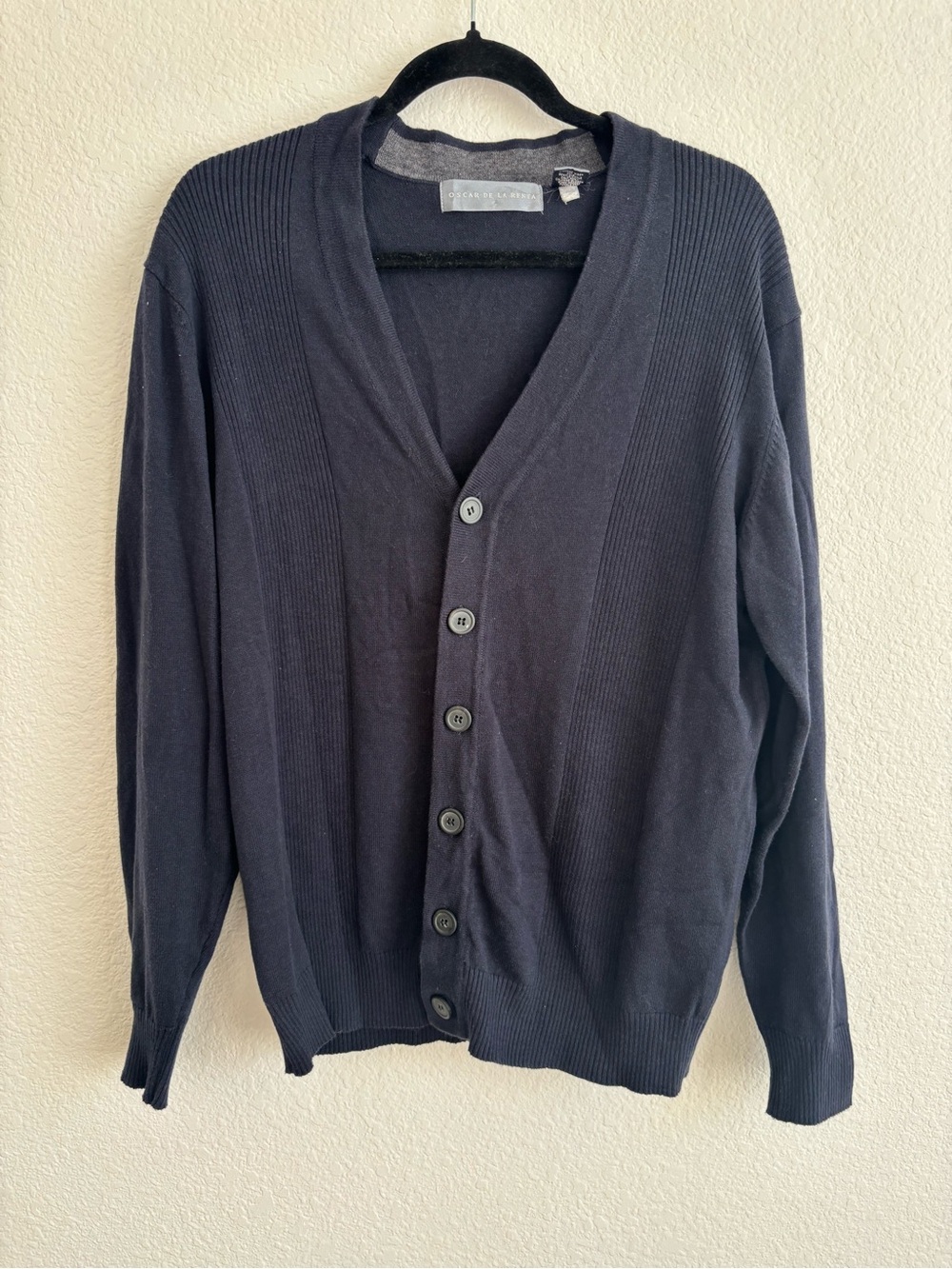 Oscar de la Renta Men's Dark Navy Button-Front V-Neck Cardigan